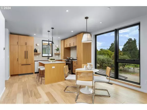 4607 N CAMPBELL AVE, Portland, OR 97217