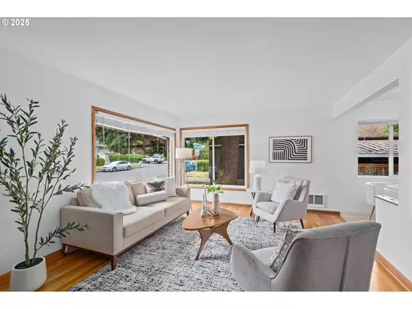 2915 SE MONROE ST, Milwaukie, OR 97222