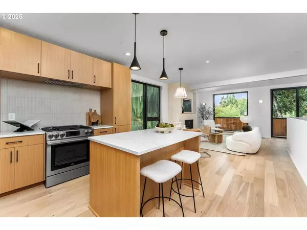 4029 N Campbell AVE, Portland, OR 97206