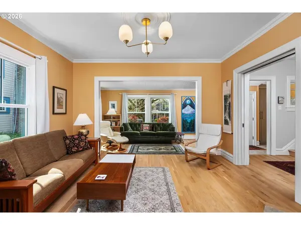 2414 SE 30TH AVE, Portland, OR 97214