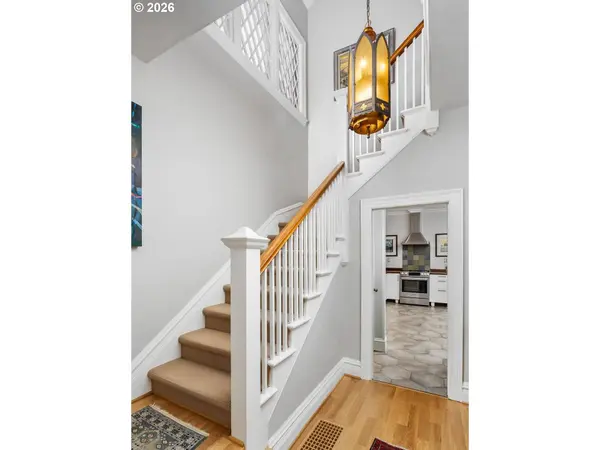 2414 SE 30TH AVE, Portland, OR 97214