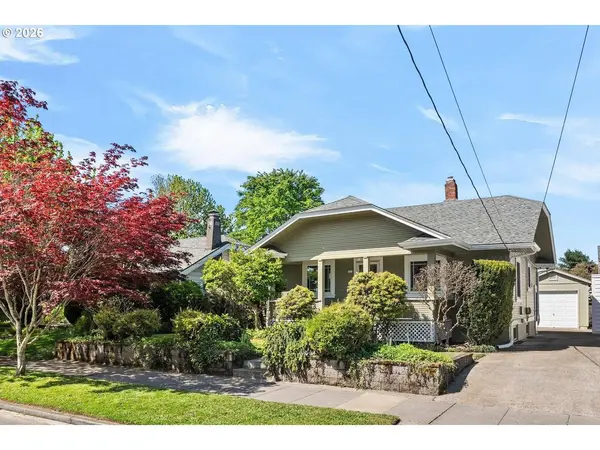 303 SE 86TH AVE, Portland, OR 97216