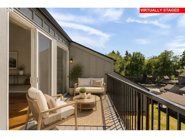 4 TOUCHSTONE #138, Lake Oswego, OR 97035