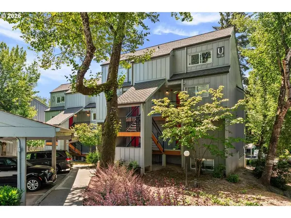 4 TOUCHSTONE #138, Lake Oswego, OR 97035