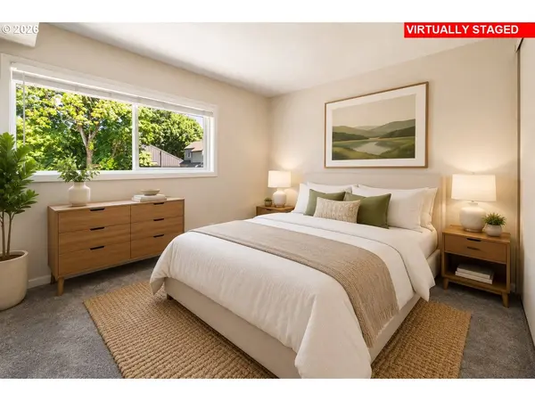 4 TOUCHSTONE #138, Lake Oswego, OR 97035