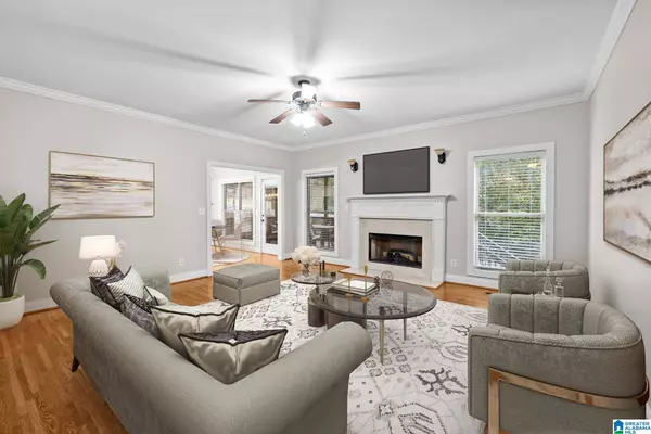 219 MOUNTAIN LAKE TRAIL, Alabaster, AL 35007