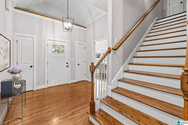 219 MOUNTAIN LAKE TRAIL, Alabaster, AL 35007