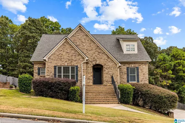 219 MOUNTAIN LAKE TRAIL, Alabaster, AL 35007