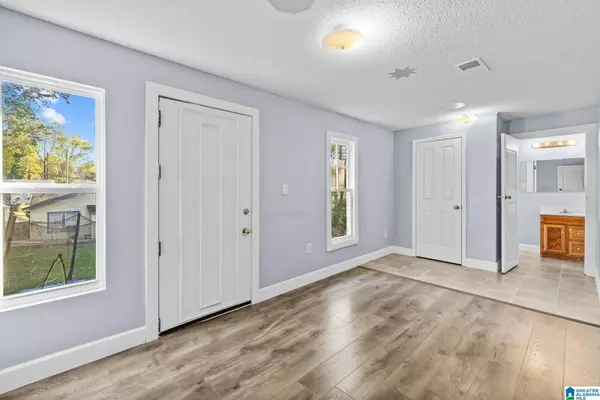 1729 28TH STREET ENSLEY, Birmingham, AL 35218