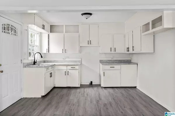 8441 2ND AVENUE S, Birmingham, AL 35206