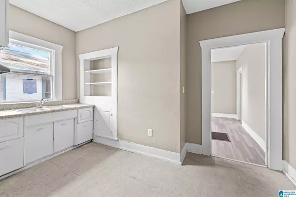 2309 22ND ST ENSLEY, Birmingham, AL 35208