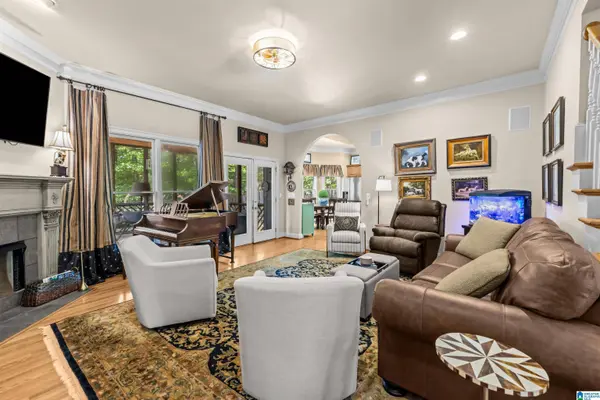 1006 FAIRMONT CIRCLE, Birmingham, AL 35242