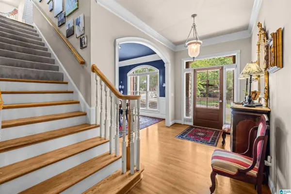 1006 FAIRMONT CIRCLE, Birmingham, AL 35242