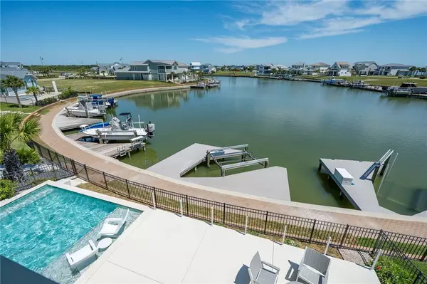 106 Bismarck, Rockport, TX 78382