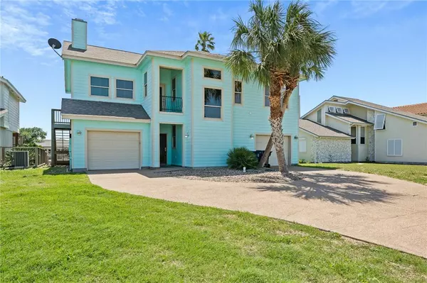 227 Windjammer RD, Rockport, TX 78382