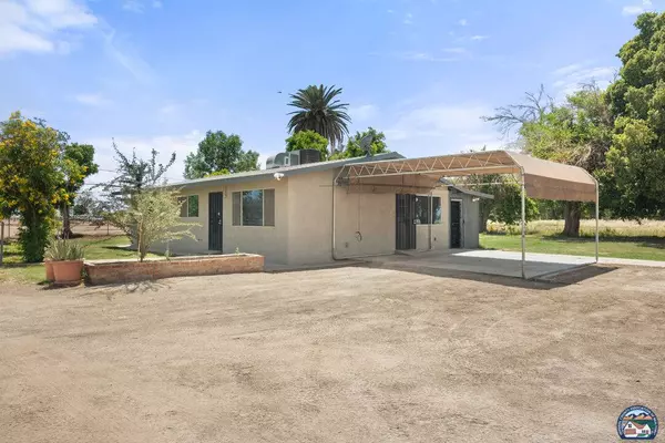 1612 E Thiesen Rd, Holtville, CA 92250