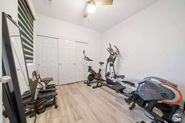 631 Las Villas St, Imperial, CA 92251