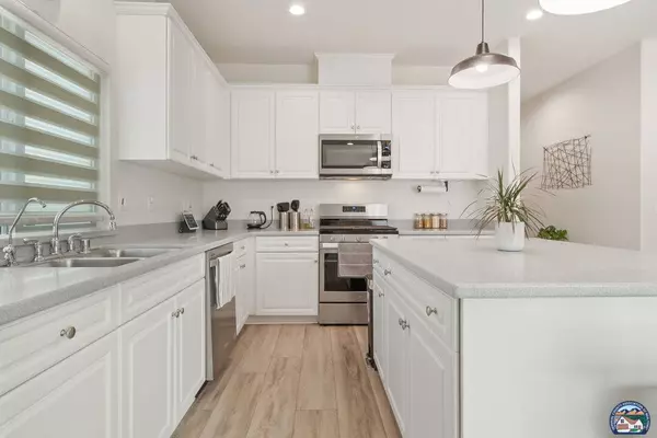 631 Las Villas St, Imperial, CA 92251