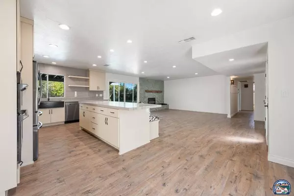 1360 W Evan Hewes Hwy, Seeley, CA 92273