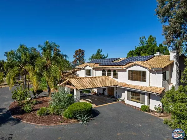 2412 Deland Dr, Alpine, CA 91901