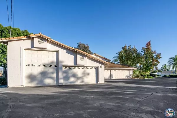 2412 Deland Dr, Alpine, CA 91901