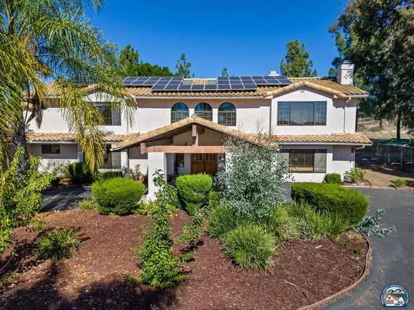 2412 Deland Dr, Alpine, CA 91901