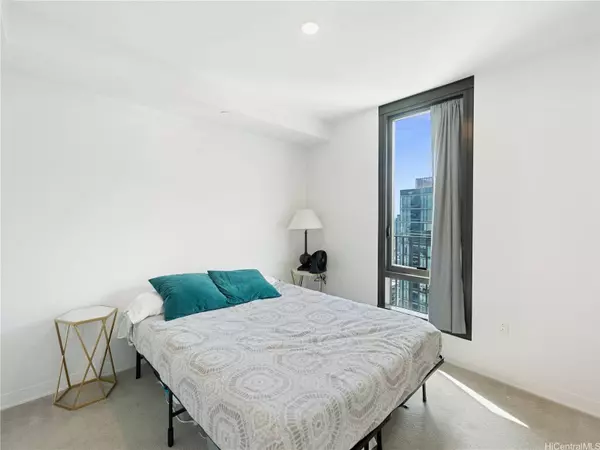 987 Queen ST #4112, Honolulu, HI 96814