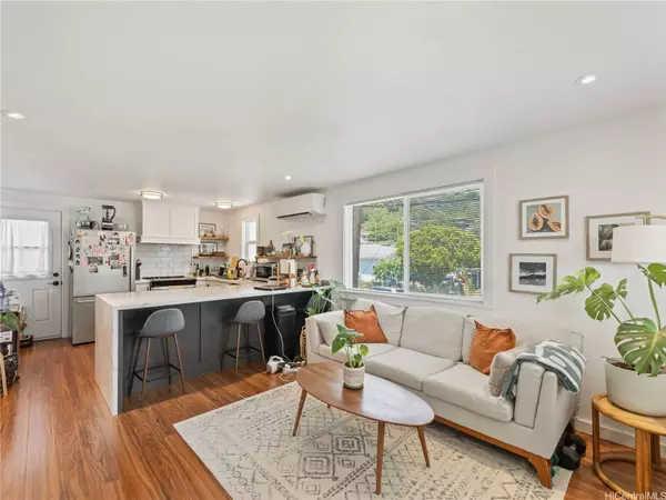 1436 10th AVE, Honolulu, HI 96816