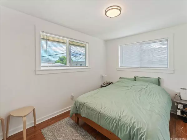 1436 10th AVE, Honolulu, HI 96816