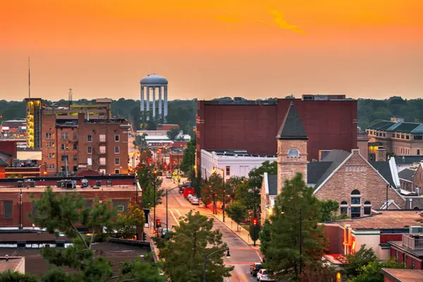 Kimberling City, Missouri: A Lakeside Community Guide for Homebuyers and Investors