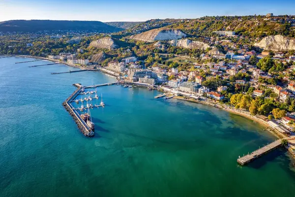 Clear Lake Near Table Rock Lake: A New STR Investment Opportunity in Branson