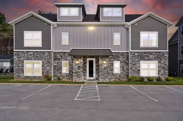 3112 S Vinyards Terrace Parkway #4, Branson, MO 65616