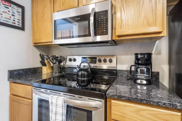 2910 &3112 Vineyards Parkway / Terrace #Unit 1 & Unit 4, Branson, MO 65616