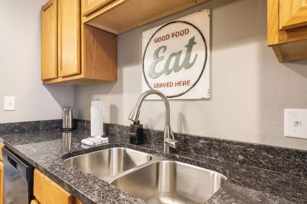 2910 &3112 Vineyards Parkway / Terrace #Unit 1 & Unit 4, Branson, MO 65616