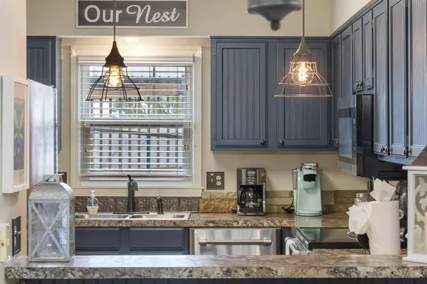 366 Notch Lane #2, Branson West, MO 65737