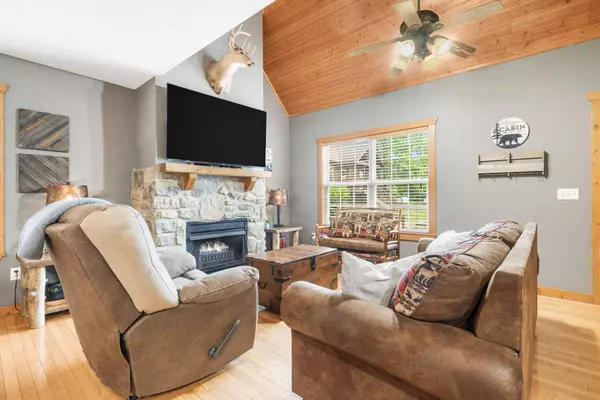 25 Olivia Court #103b, Branson West, MO 65737