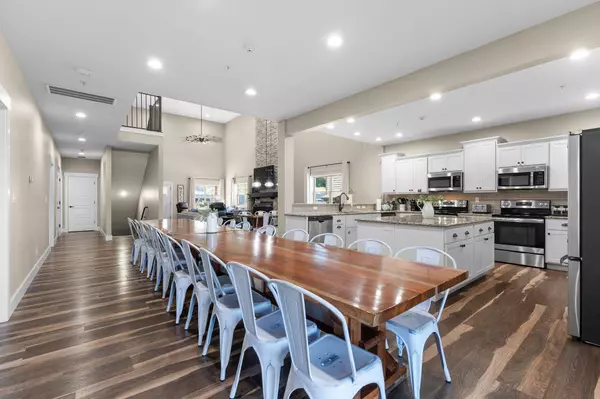 440 Lake Front Drive, Branson, MO 65616