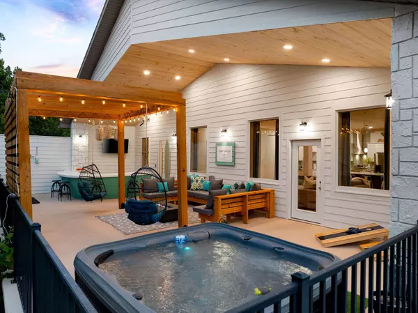 231 Rockwood Lane, Indian Point, MO 65616