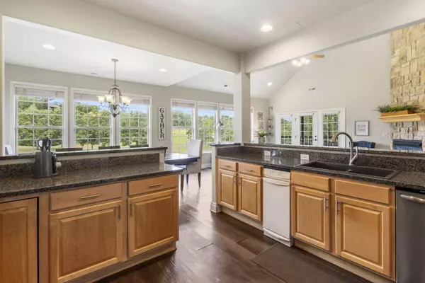 1281 Golf Drive #2, Branson West, MO 65737