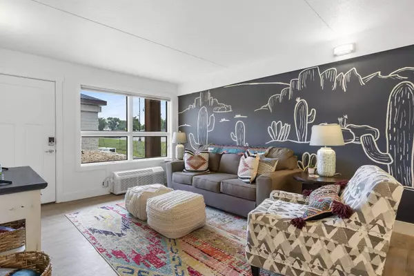 403 Veterans Boulevard #101, Branson, MO 65616