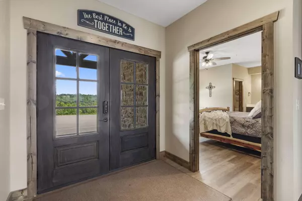 85 David Shawn Drive, Indian Point, MO 65616