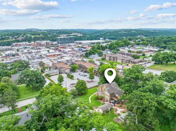 120 N 4th Street, Branson, MO 65616