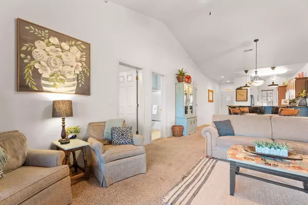 1071 Golf Drive #5, Branson West, MO 65737