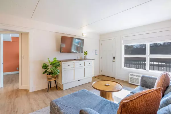 403 Veterans Boulevard #106, Branson, MO 65616