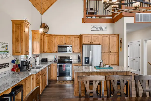 227 Songbird Circle #10, Indian Point, MO 65616