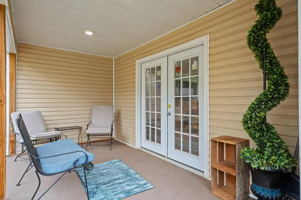 177 Benton Avenue, Rockaway Beach, MO 65740
