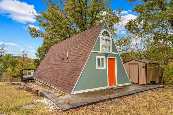 578 Morning Glory Road, Rockaway Beach, MO 65740