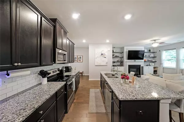 1584 Jacobs WAY, Stone Mountain, GA 30083