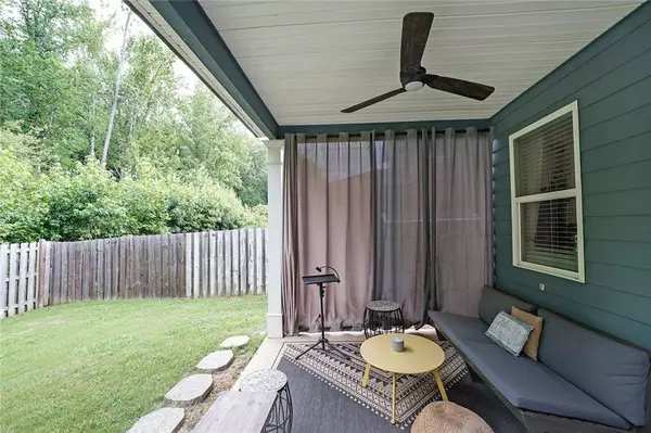 1584 Jacobs WAY, Stone Mountain, GA 30083