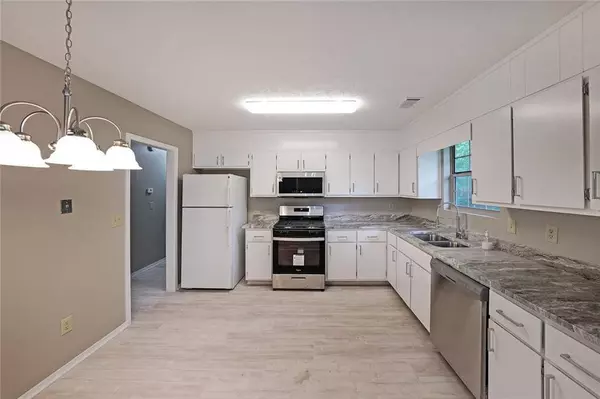 5807 Christopher LN, Lithonia, GA 30058